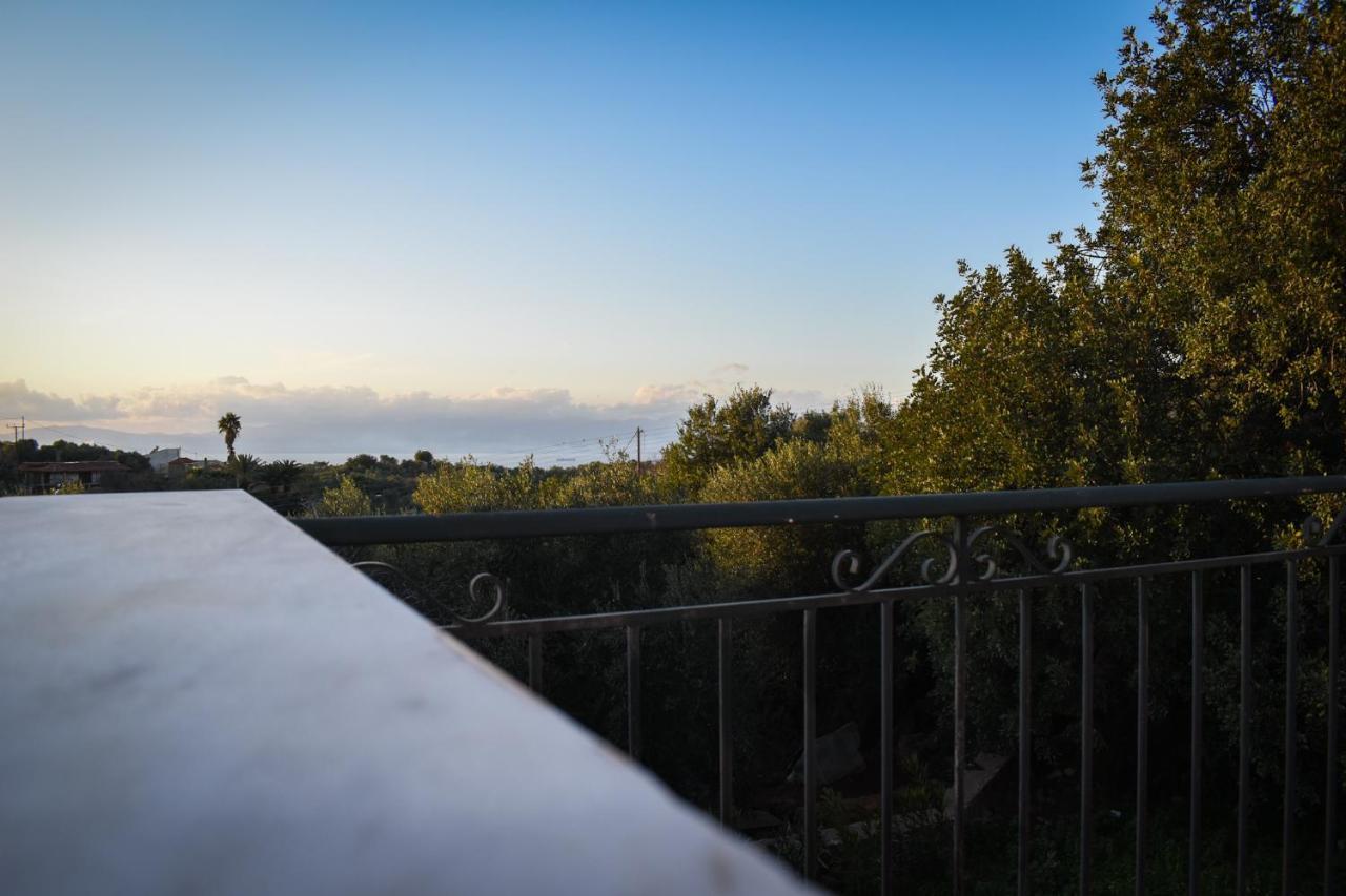 Amber Seaview Villa By The Olive Groves Kalamata Exterior photo