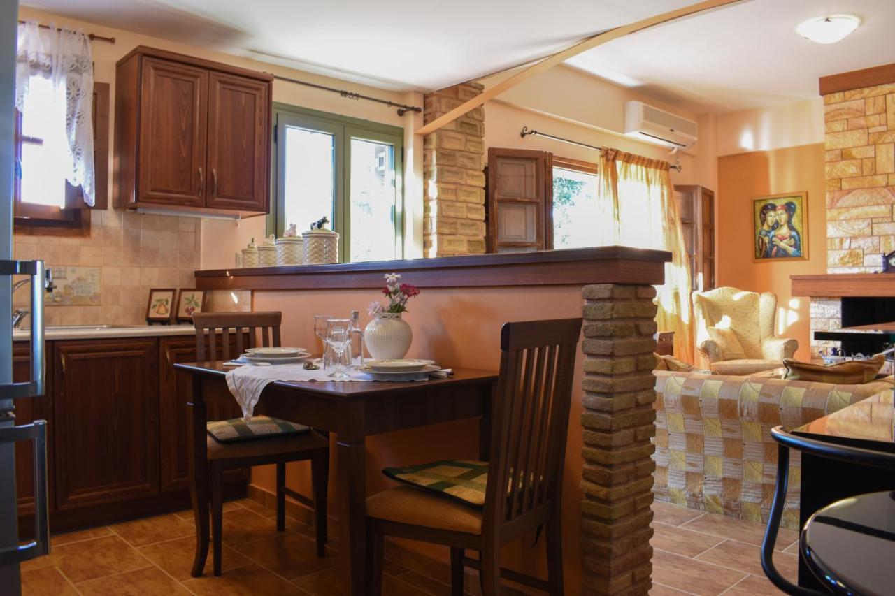 Amber Seaview Villa By The Olive Groves Kalamata Exterior photo